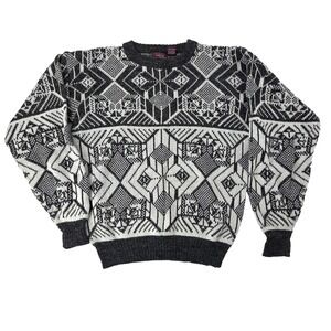 VTG Cambridge Classics Sweater Mens Medium Geometric Wool Blend Knitted